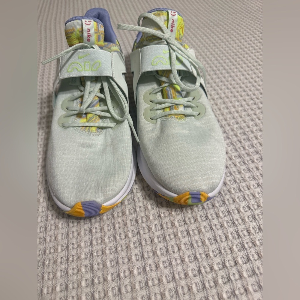 Nike Air Max Bella TR 5 Low